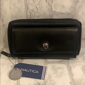 Nautica Ocean Organizer Wallet